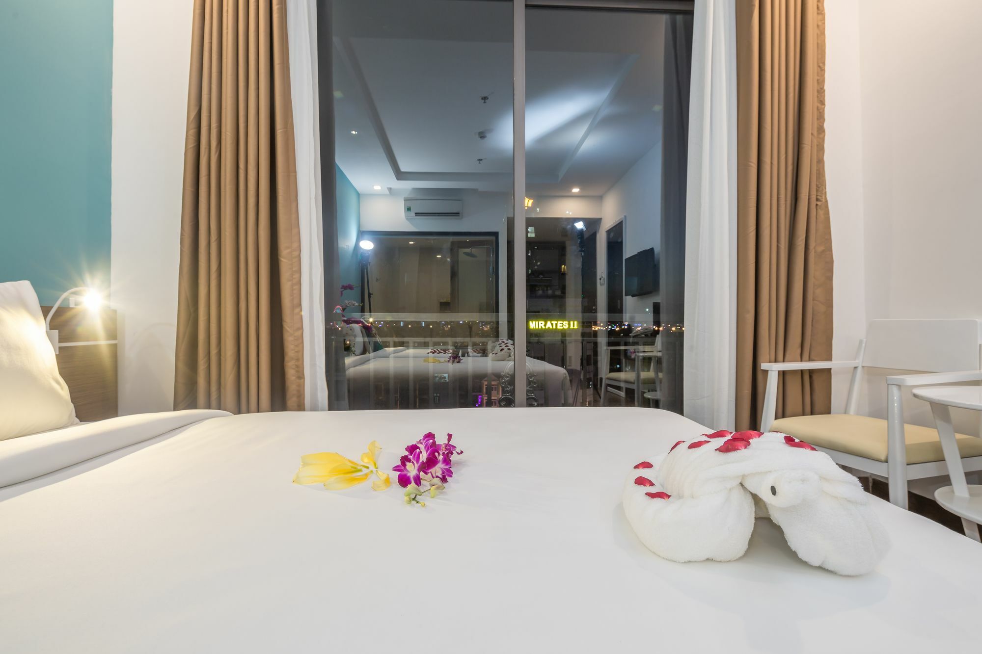 Raon Danang Beach - Stay 24H Exterior photo